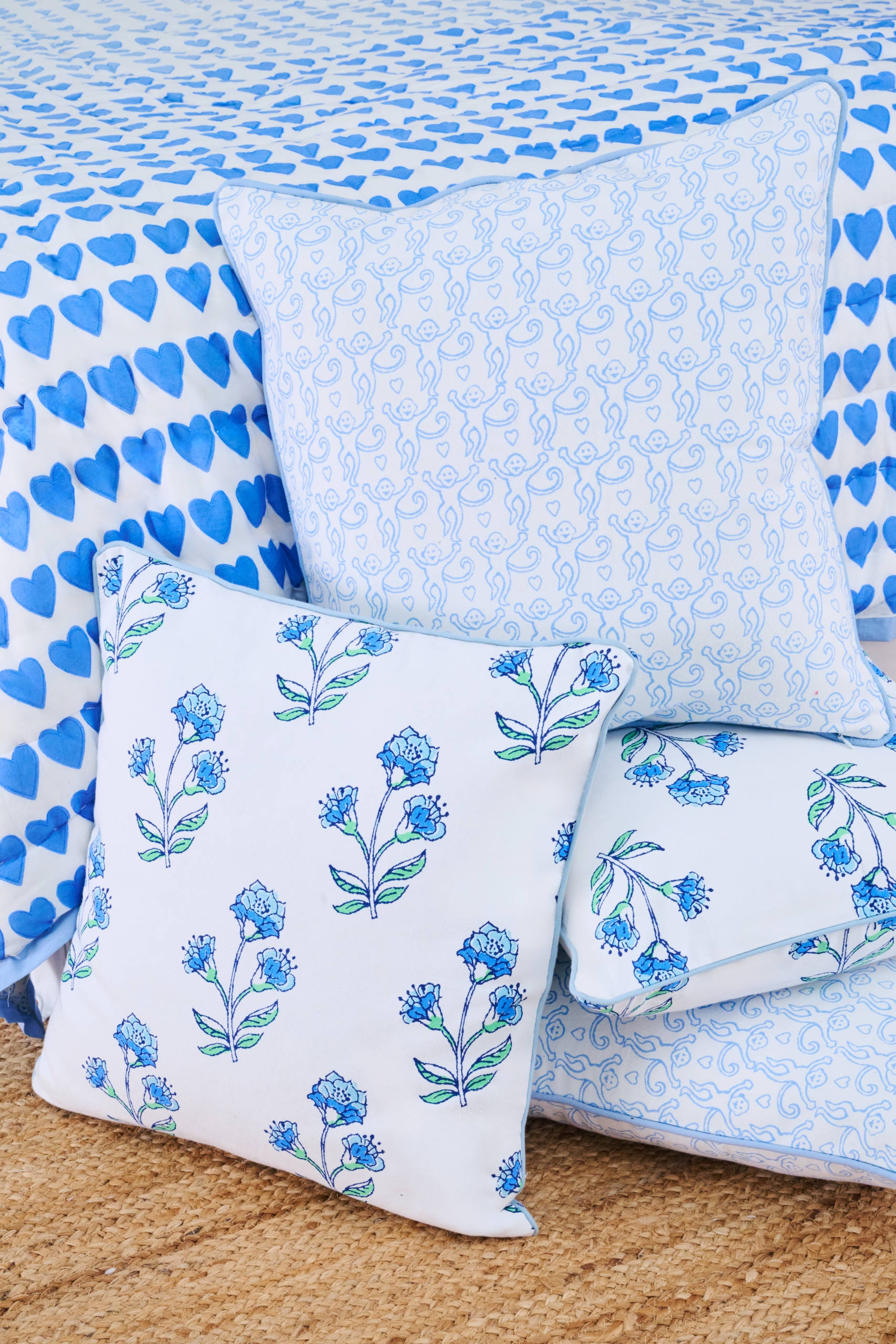 Rosa Floral Decorative Pillow
