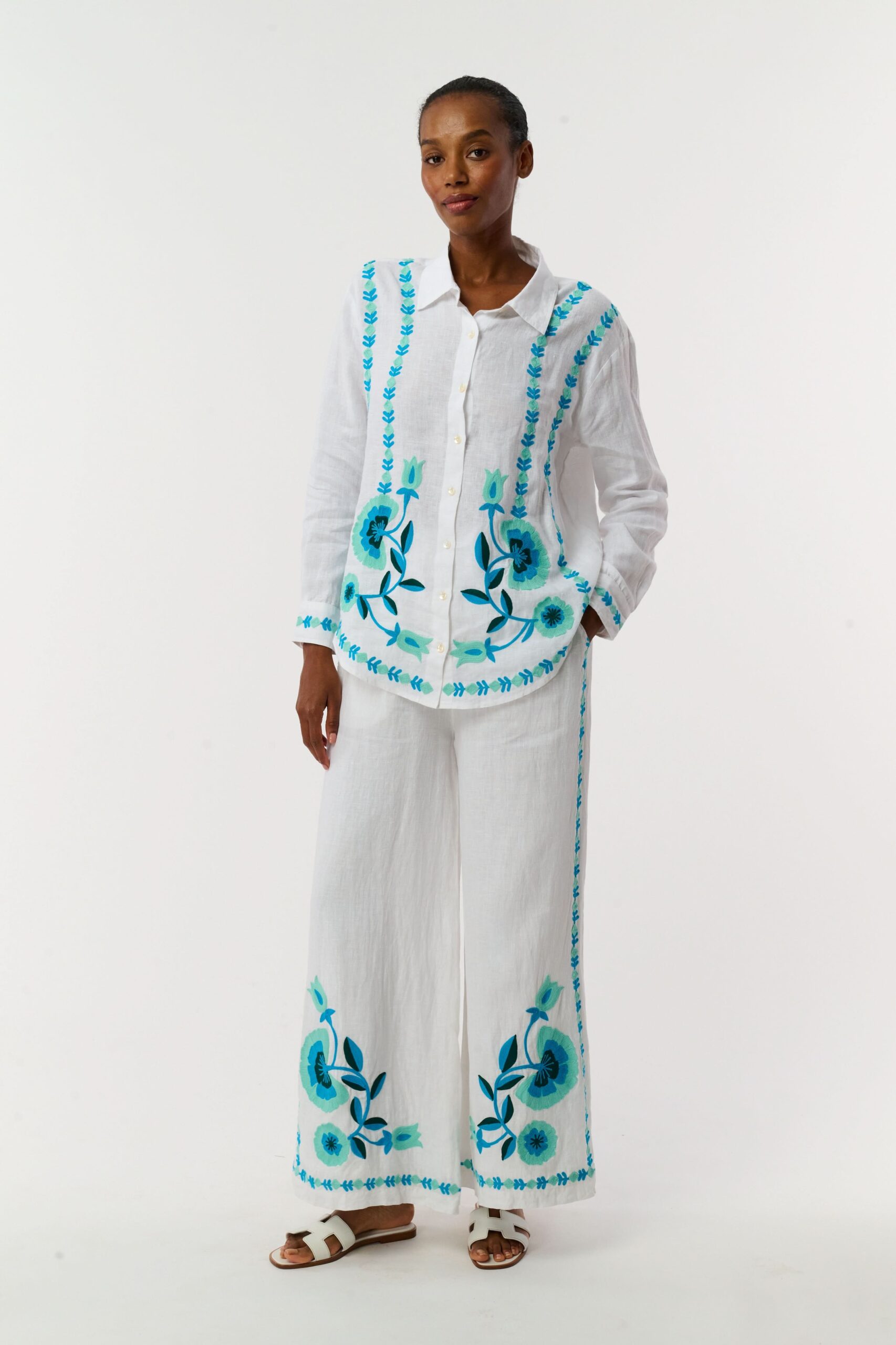 Avallon Embroidery Kaylee Pant