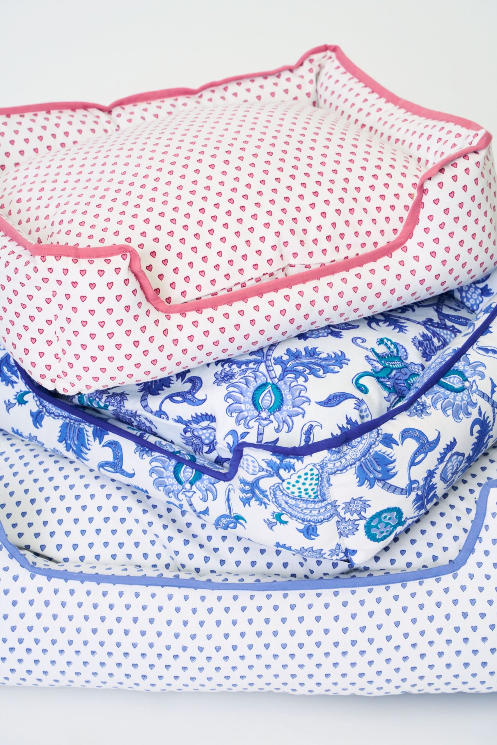 Amanda Dog Bed