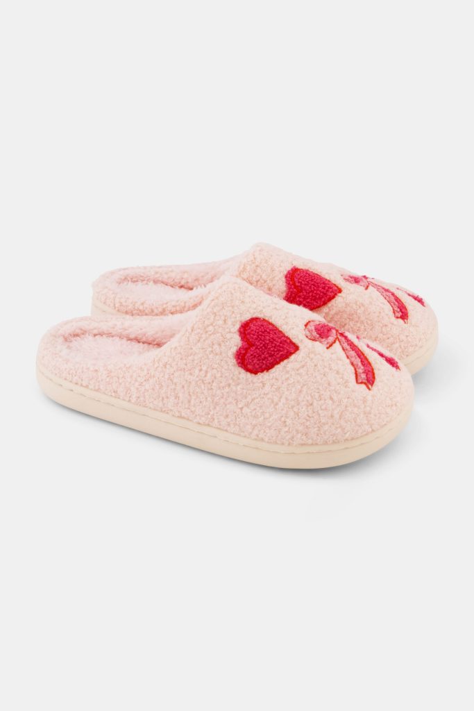 Hearts N’ Bows Fuzzy Slipper